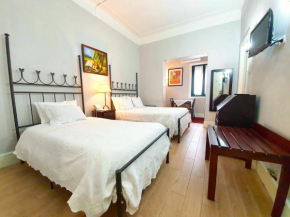  Residencia LIS B&B and Parking  Atiães